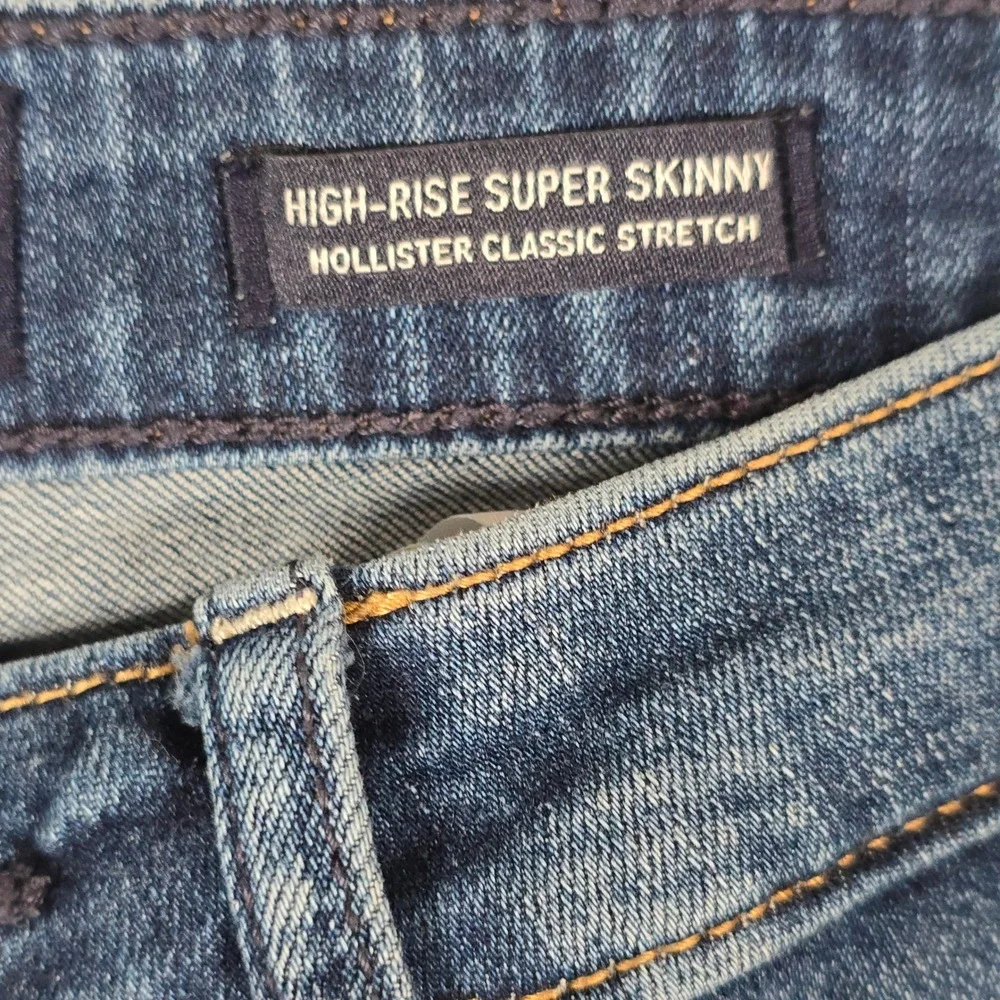 Hollister High-Rise Super Skinny Jeans Dark‎ Wash Stretch Size 3L W26 L32 Long